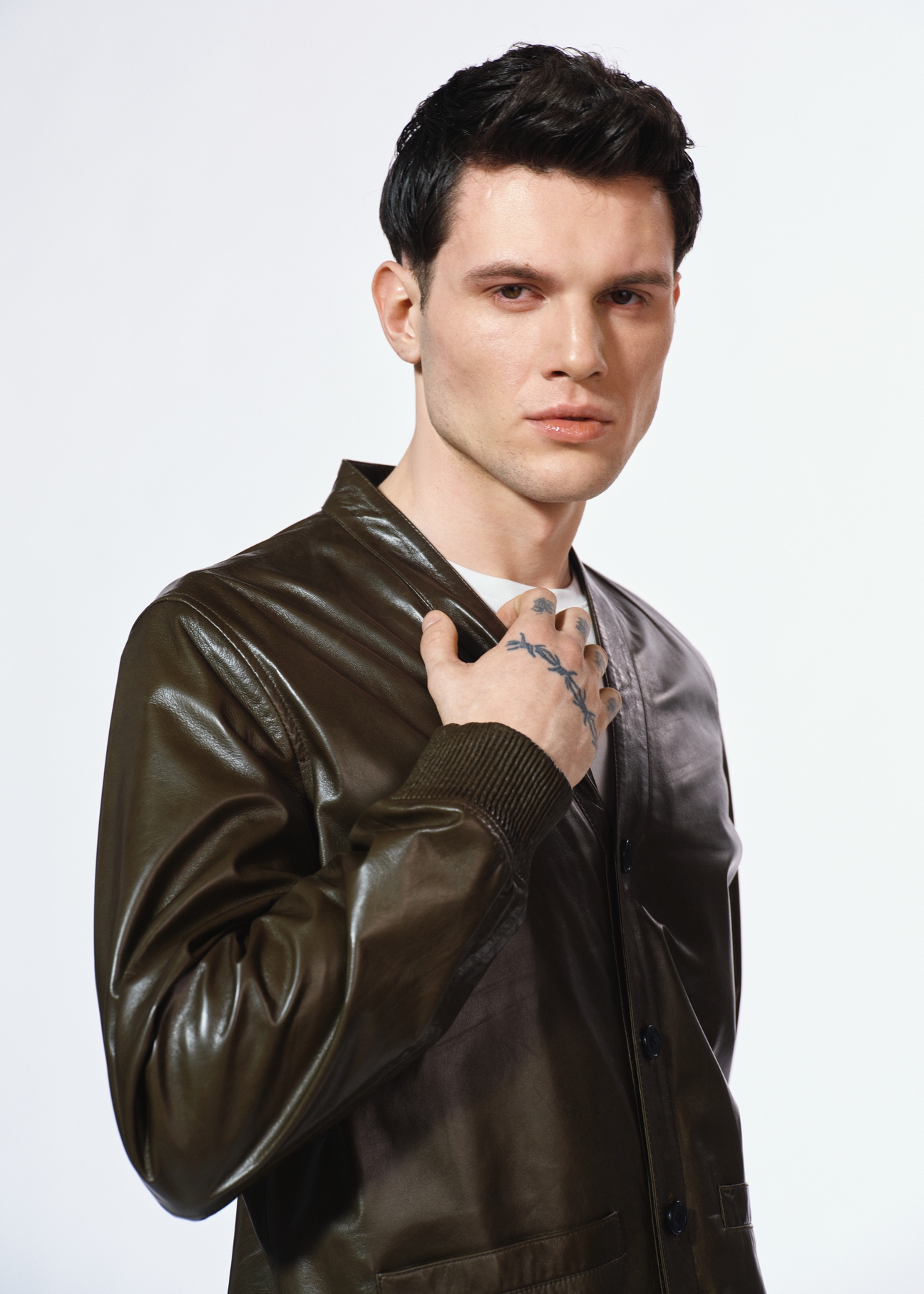 Skórzana kurtka męska khaki KURMS-0371-2855(W25)-04