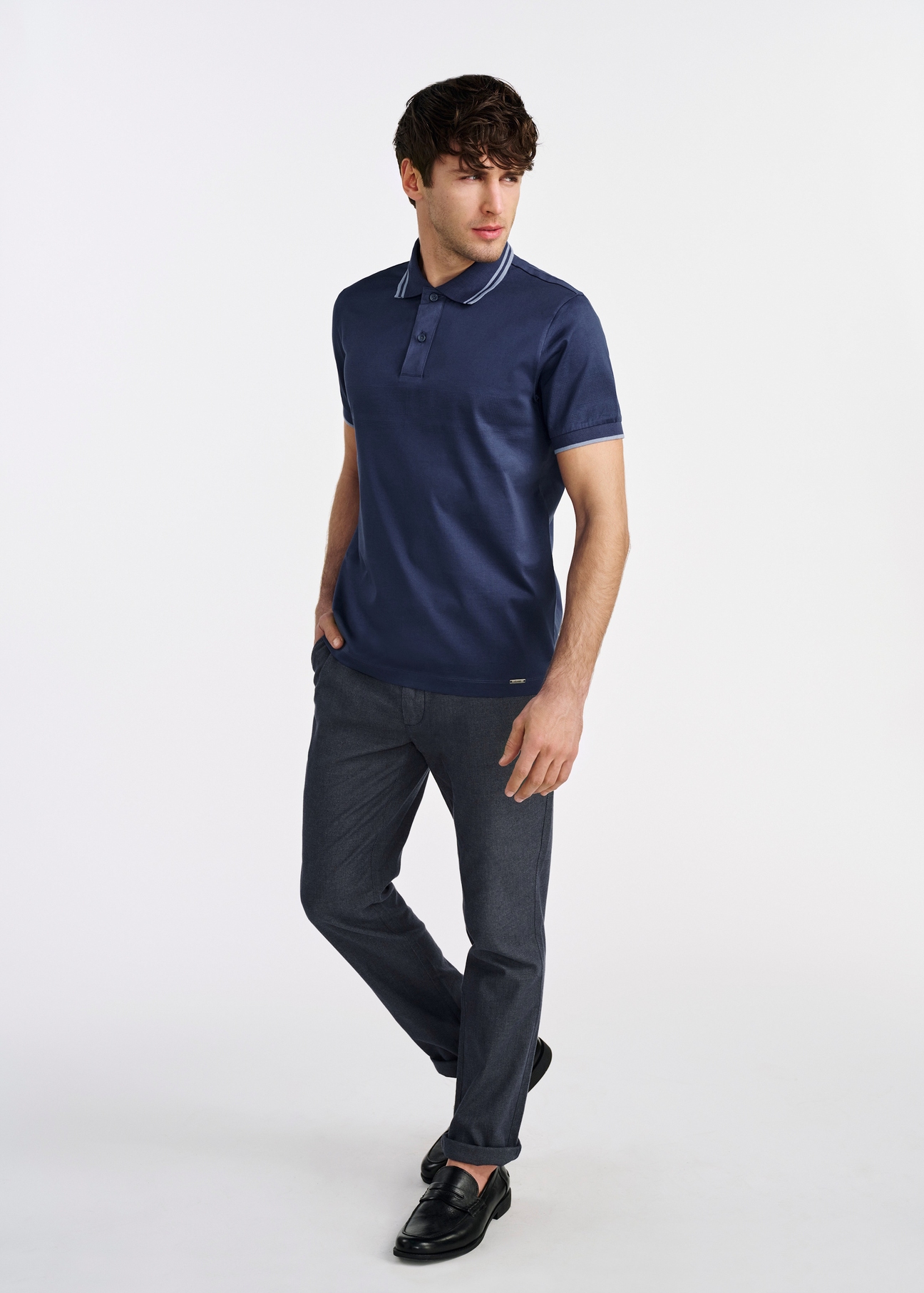 Granatowa koszulka polo z bawełny POLMT-0077-69(W25)-02
