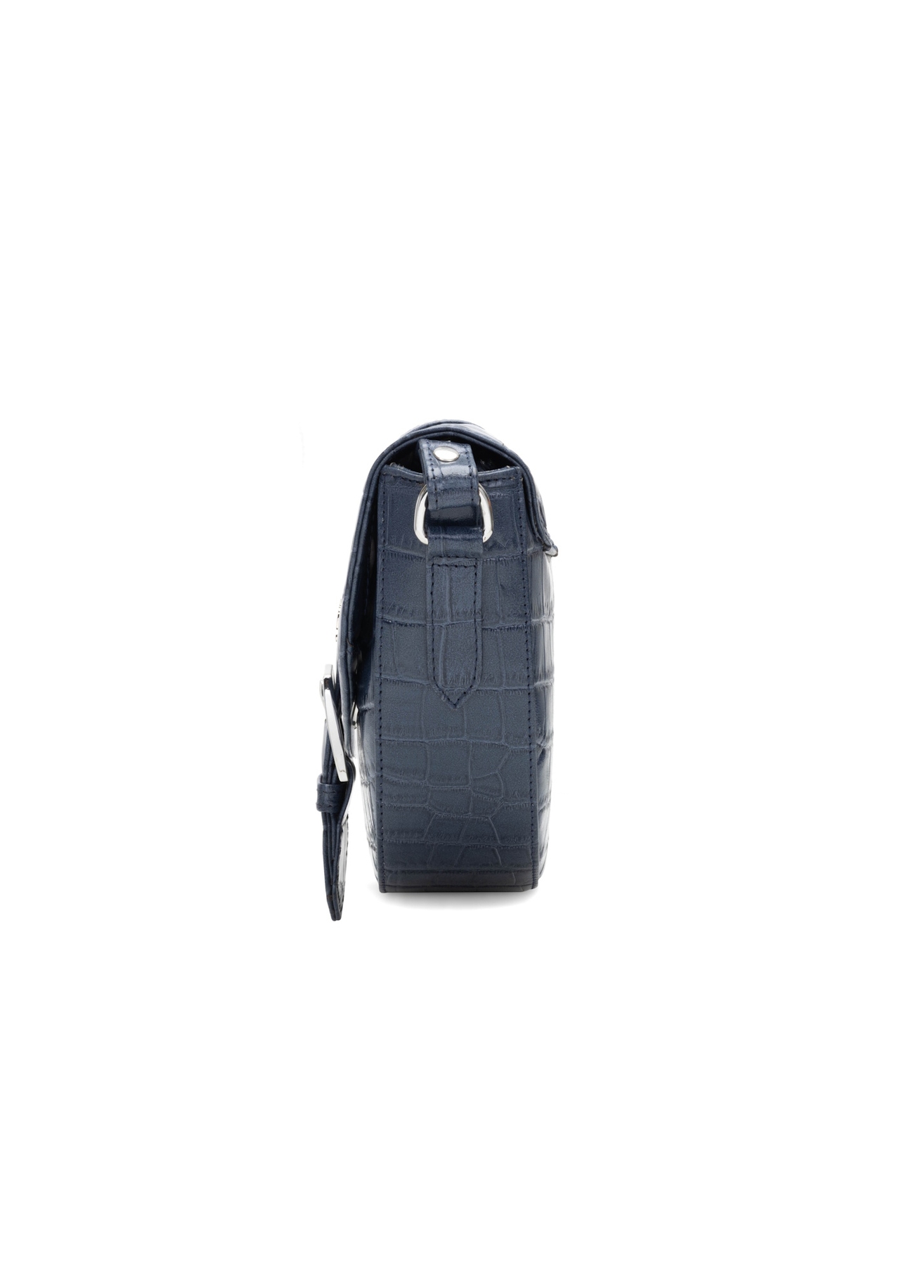 Granatowa skórzana torebka w stylu croco TORES-0707F-7D(W26), widok produktu z boku na białym tle.