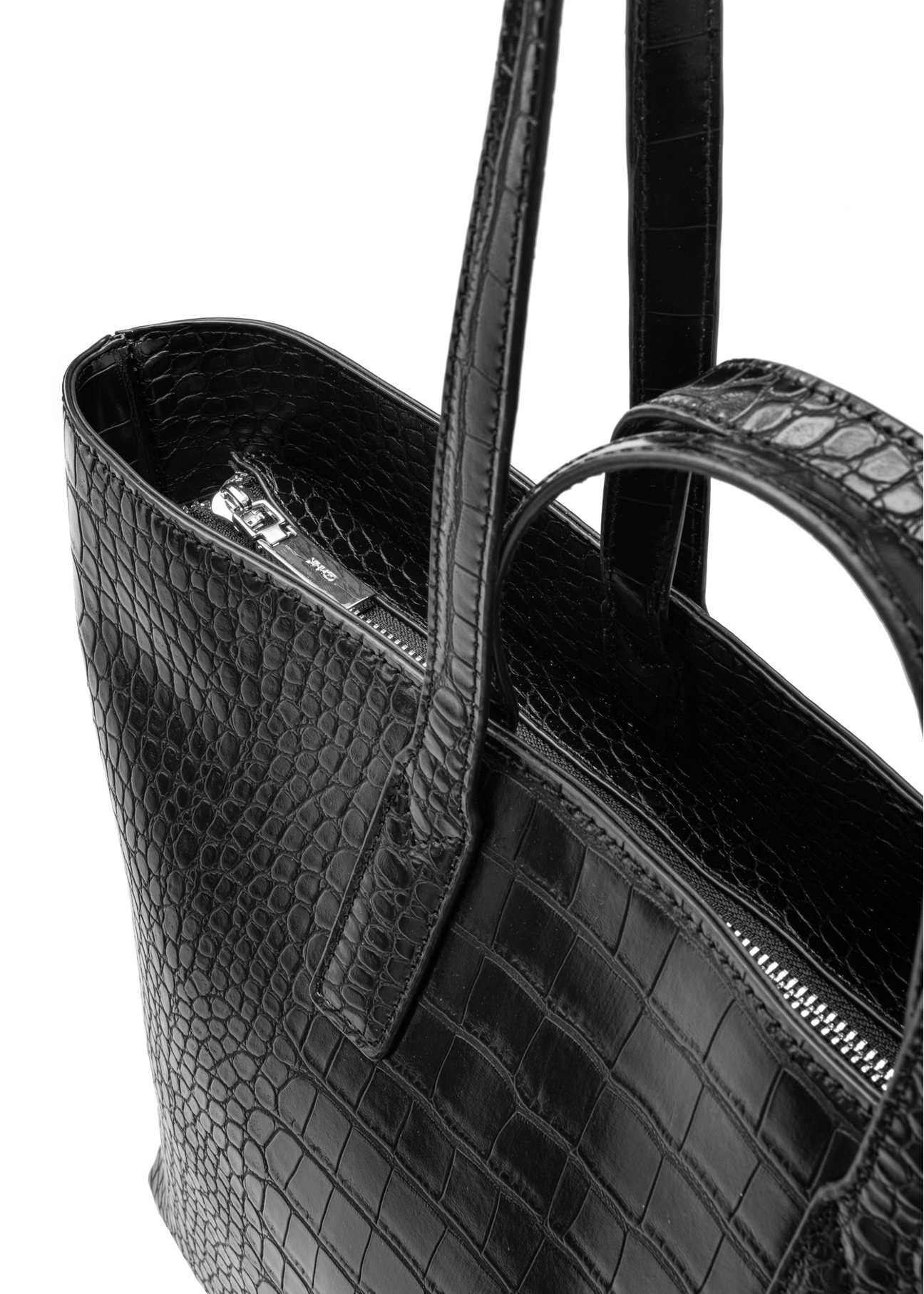 Czarna torebka damska shopper TOREC-1204-9G(W26), zbliżenie na detal produktu na białym tle.