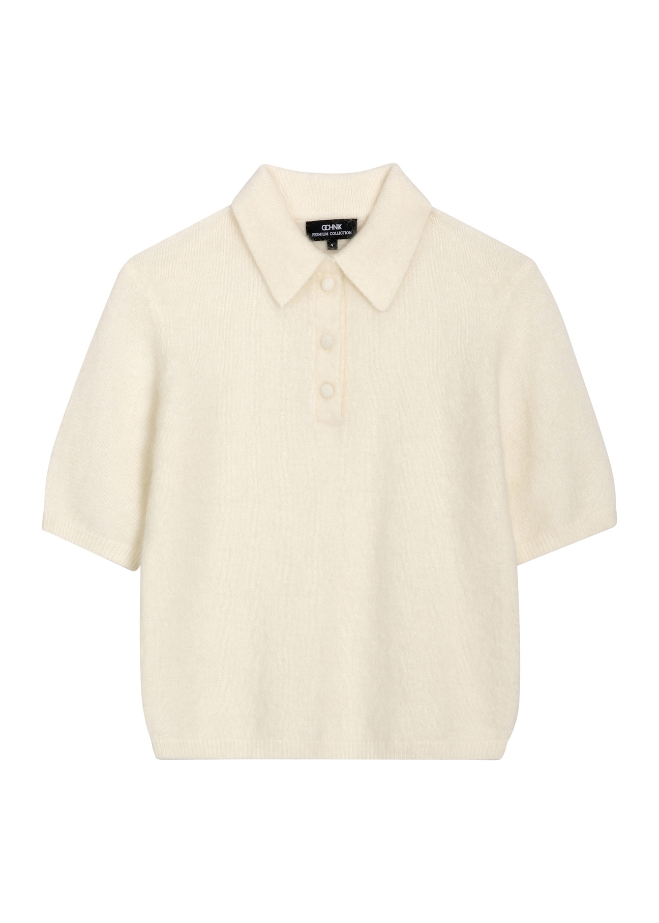 Kremowy cienki sweter polo z dzianiny BLUDT-0221-0B(Z26), widok produktu z przodu na białym tle.