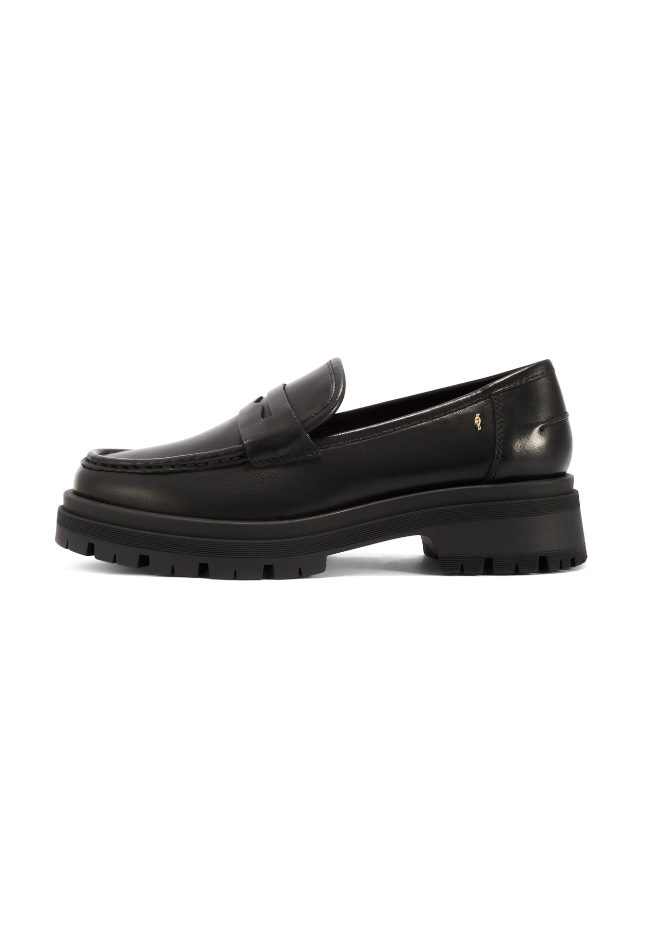 Czarne skórzane loafersy damskie BUTYD-1069-99(W26) - widok produktu z boku, na białym tle.
