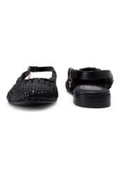 Czarne plecione buty damskie BUTYD-1252-99(W26), widok produktu z przodu i tyłu na białym tle.