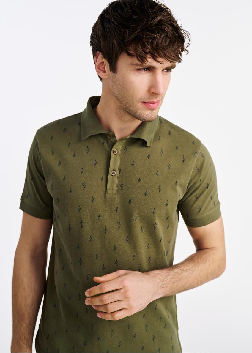 Koszulka polo khaki we wzory POLMT-0081-55(W25)-01