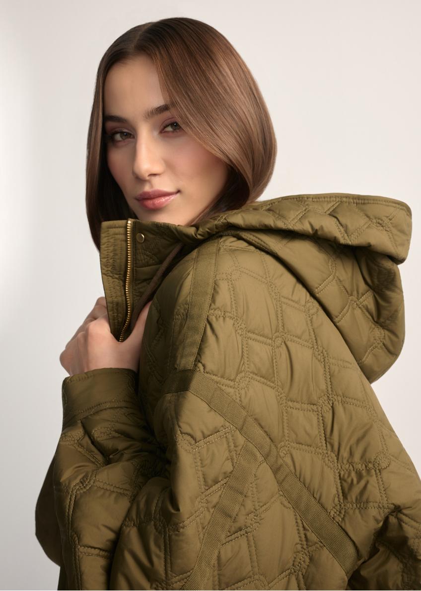 Oliwkowa krótka pikowana kurtka oversize KURDT-0660-8D(W26)