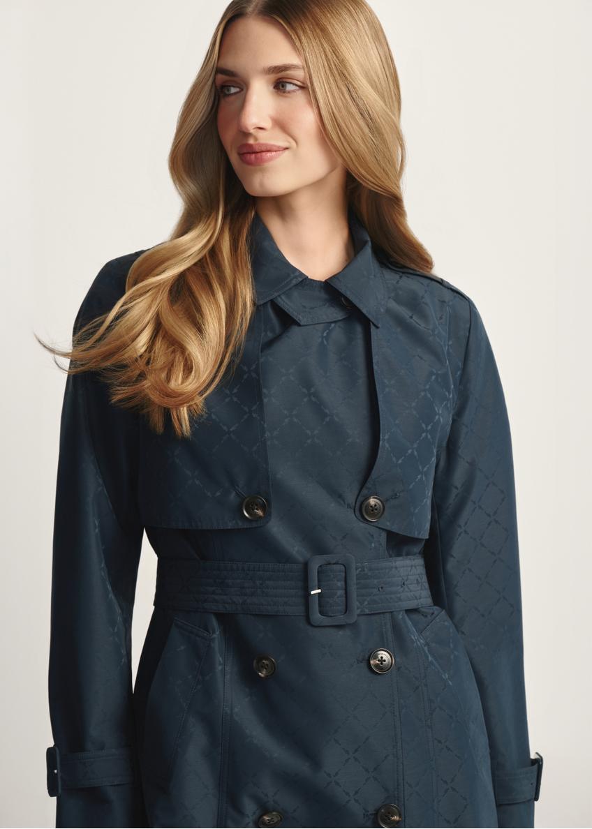 Granatowy płaszcz damski z monogramem KURDT-0651-7E(W26)