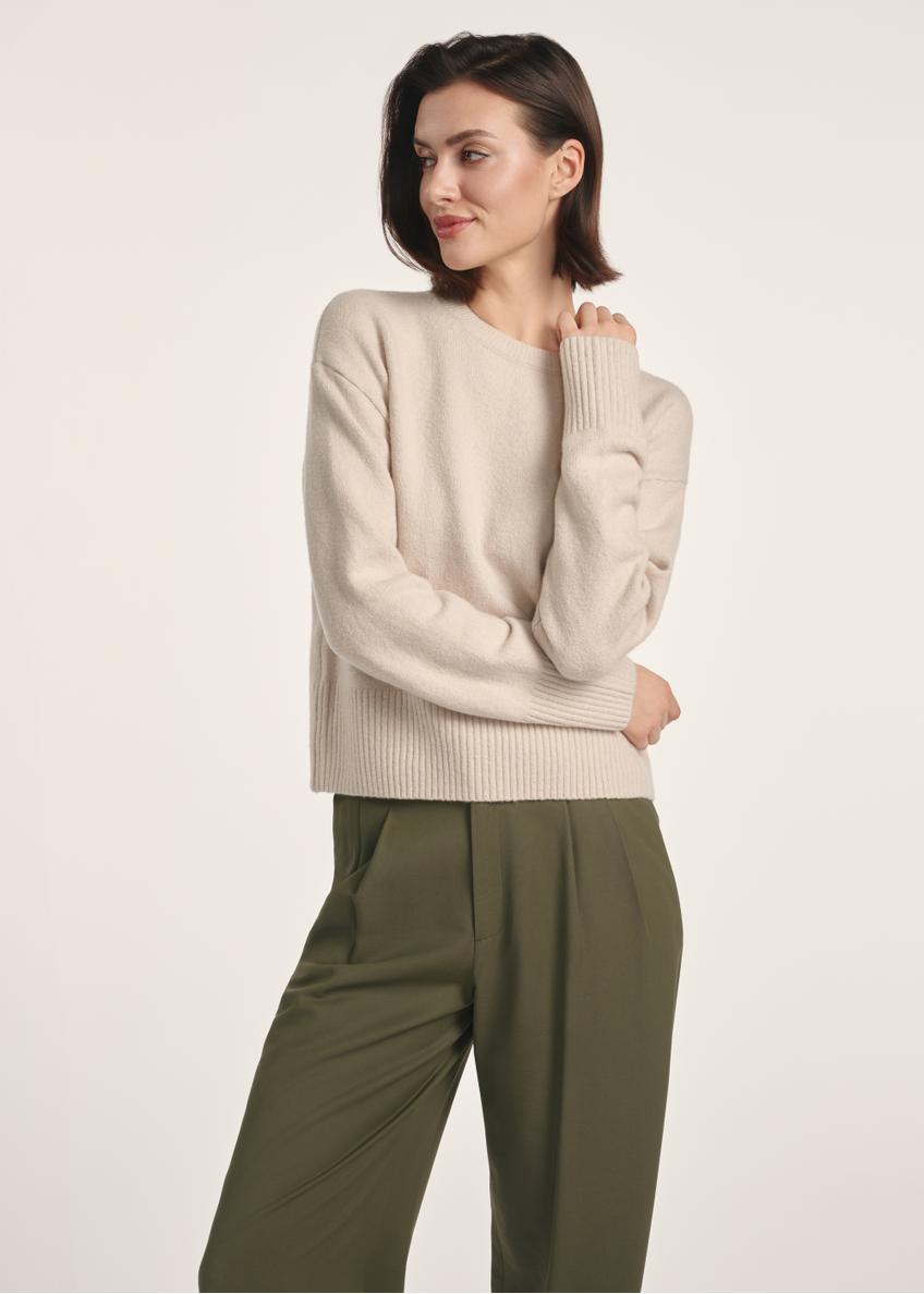Beżowy sweter damski SWEDT-0242-80(Z25)
