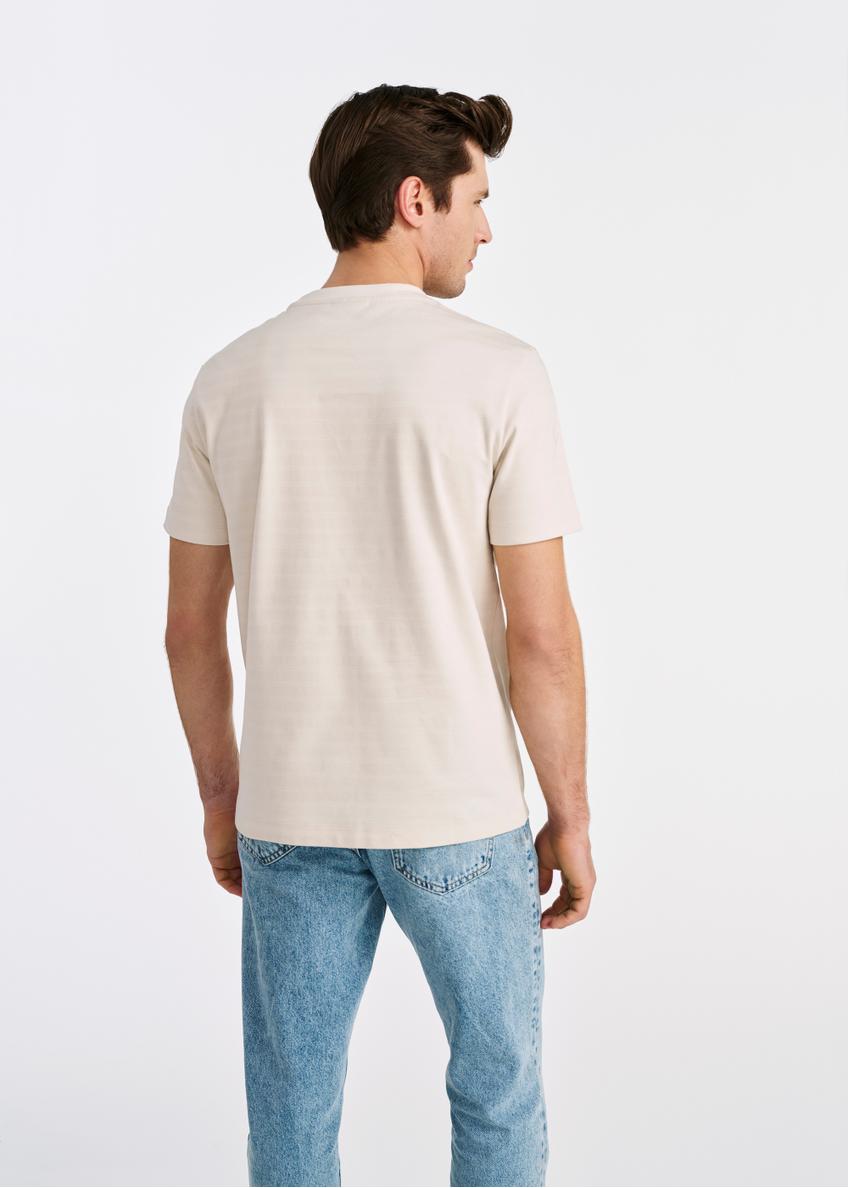 Kremowy T-shirt męski z bawełny TSHMT-0119-80(W25)