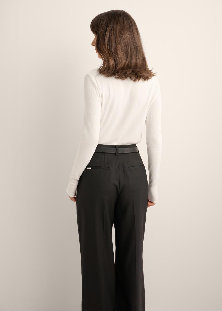 Kremowy prążkowany longsleeve damski LSLDT-0058-0B(Z26)