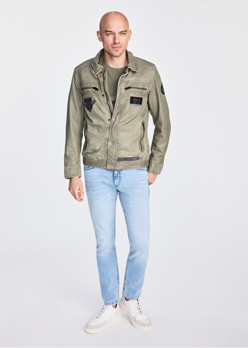 Kurtka męska przejściowa w kolorze khaki KURMS-0368-2844(W25)-01