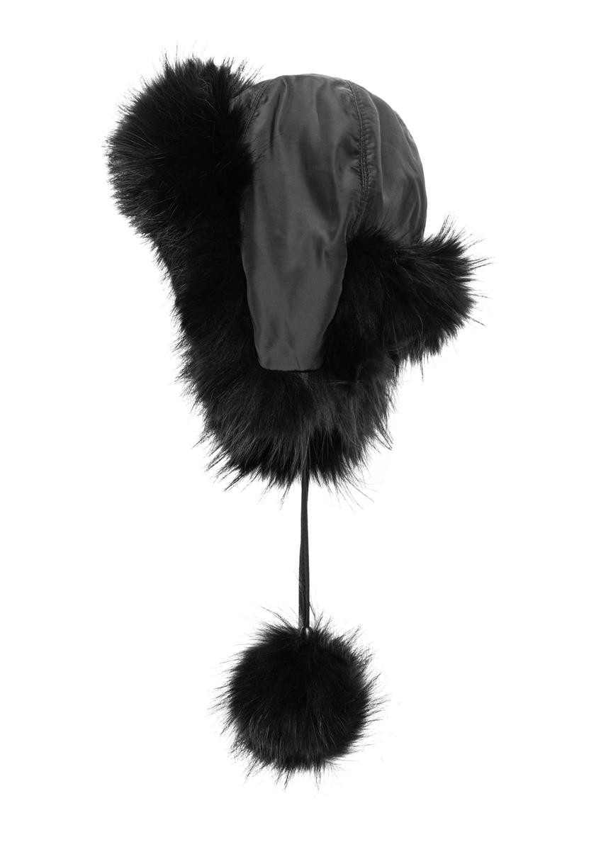 Czapka damska z futrem naturalnym z jenota CZADF-0048-99(Z26)