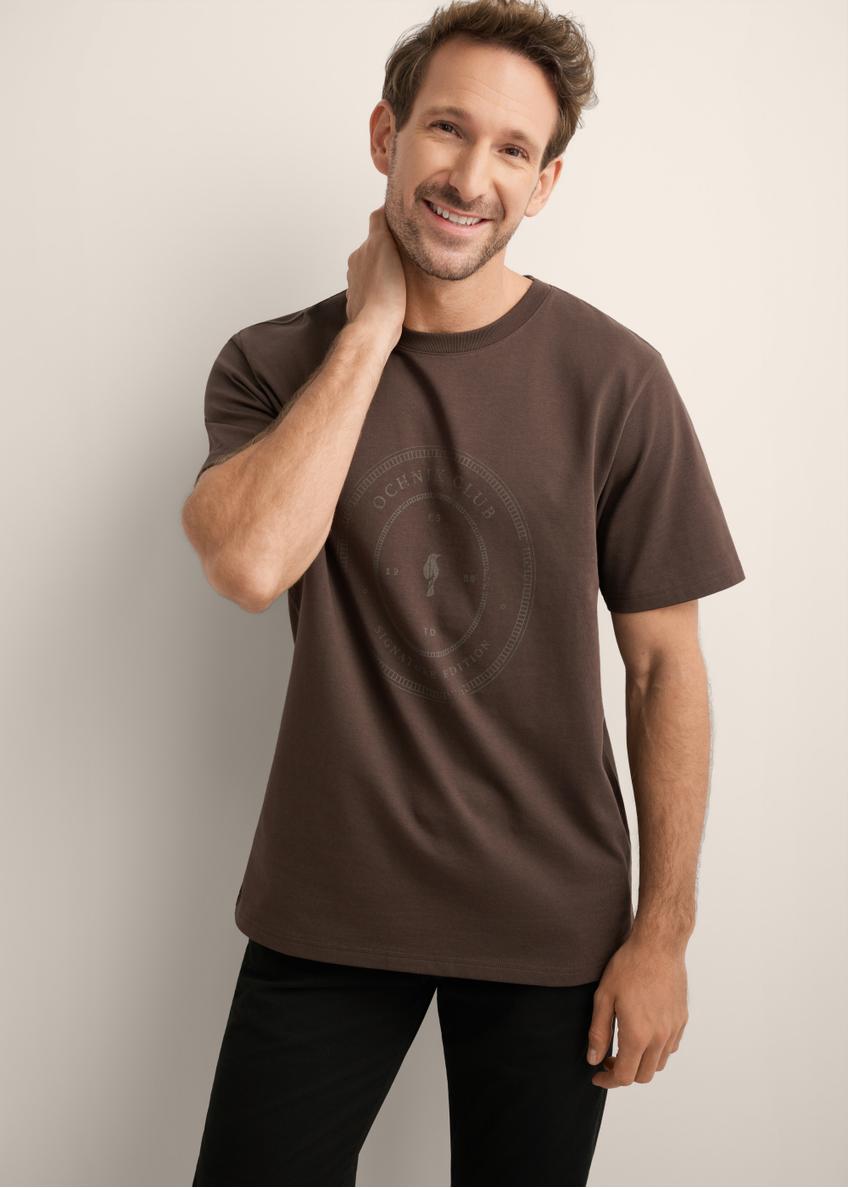 Brązowy bawełniany T-shirt męski z nadrukiem TSHMT-0152-1I(Z26)