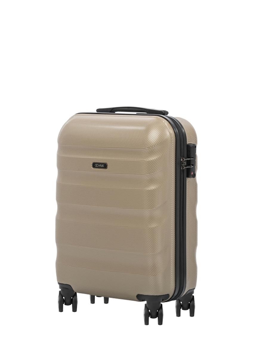 Walizka mała na kółkach WALPC-0012-2X-19(W26), widok produktu skosem na białym tle.