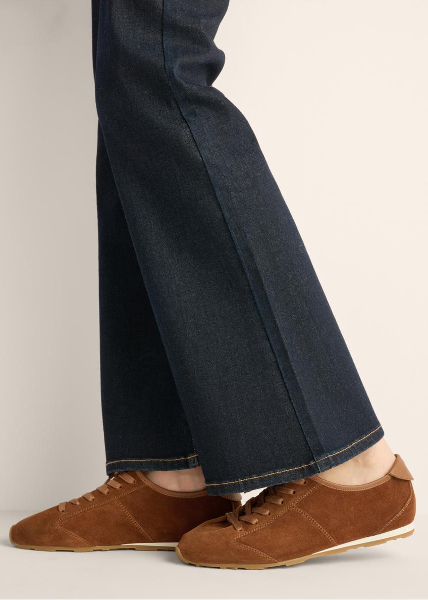 Jasnobrązowe zamszowe sneakersy damskie BUTYD-1348-1G(Z26)