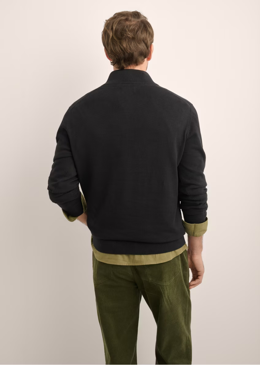 Czarny sweter męski SWEMT-0174-99(Z26)