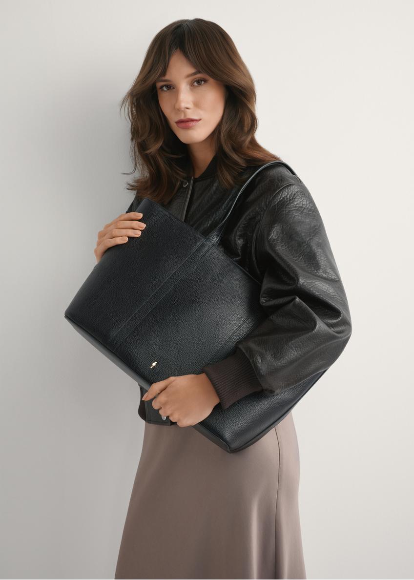 Czarna skórzana torebka shopper TORES-1273-9I(W26)